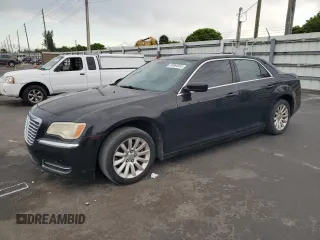 2014 Chrysler 300 with VIN 2C3CCAAG3EH373465, listed as a Copart auction lot 55664055 with 118,284 mi miles and Clean Title. Bid and sale history available at DreamBid. Image 1.