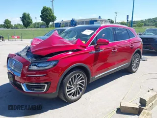 2020 Lincoln Nautilus Reserve with VIN 2LMPJ6K93LBL03965, listed as a IAAI auction lot 42296195 with 23,699 mi miles and . Bid and sale history available at DreamBid. Image 18.