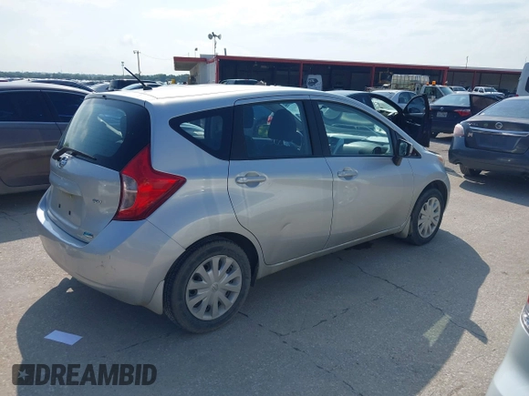 2015 Nissan Note S z VIN 3N1CE2CP5FL437977, wystawiony jako IAAI lot #42410195 z przebiegiem 43 065 mil mil oraz . Historia ofert i sprzedaży dostępna na DreamBid. Obrazek 4.