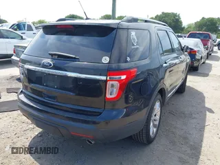 2013 Ford Explorer XLT z VIN 1FM5K7D80DGB40342, wystawiony jako IAAI lot #42299538 z przebiegiem 115 057 mil mil oraz . Historia ofert i sprzedaży dostępna na DreamBid. Obrazek 4.