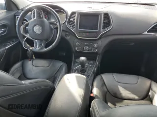 2020 Jeep Cherokee Latitude with VIN 1C4PJMCX1LD632370, listed as a Copart auction lot 81005414 with 0 mi miles and Salvage Title. Bid and sale history available at carsss.com. Image 8.