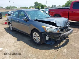 2011 Honda Accord LX z VIN 1HGCP2F33BA138572, wystawiony jako IAAI lot #42799376 z przebiegiem 218 249 mil mil oraz . Historia ofert i sprzedaży dostępna na DreamBid. Obrazek 1.