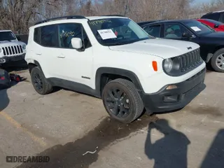 2017 Jeep Renegade Latitude with VIN ZACCJBBB9HPG56028, listed as a IAAI auction lot 41780912 with 55,482 mi miles. Bid and sale history available at carsss.com. Image 1.