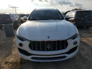 2017 Maserati Levante z VIN ZN661XUL2HX250068, wystawiony jako Copart lot #44736915 z przebiegiem 38 542 mil mil oraz Czysty tytuł • Clean title. Historia ofert i sprzedaży dostępna na DreamBid. Obrazek 5.