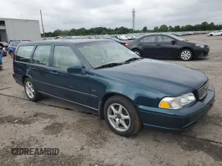 1998 Volvo V70 с VIN YV1LW5643W2384804, выставлен на аукционе Copart как лот 58273805 с пробегом 90 351 миль миль и Чистый • Clean title. История ставок и продаж доступна на DreamBid. Изображение 4.