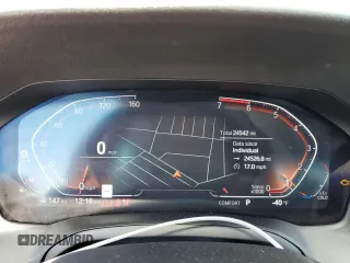 2022 BMW 3 Series 330i xDrive z VIN 3MW5R7J04N8C48281, wystawiony jako Copart lot #53511495 z przebiegiem 24 542 mil mil oraz Czysty tytuł • Clean title. Historia ofert i sprzedaży dostępna na DreamBid. Obrazek 9.