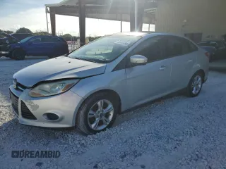 2013 Ford Focus SE with VIN 1FADP3F25DL212152, listed as a Copart auction lot 83640484 with 180,314 mi miles and Clean Title. Bid and sale history available at carsss.com. Image 1.