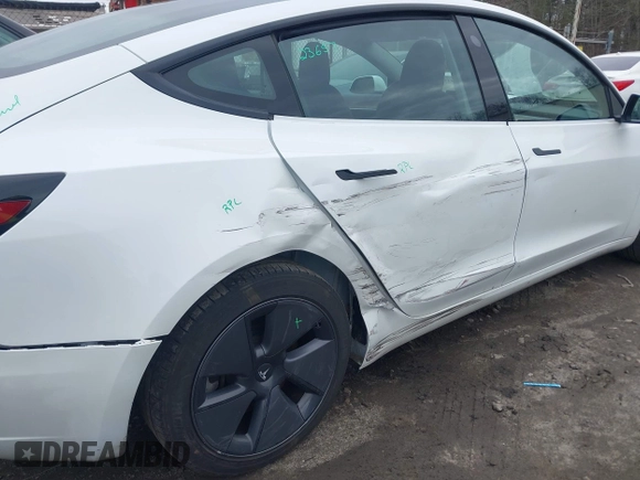 2023 Tesla Model 3 с VIN 5YJ3E1EA2PF475070, выставлен на аукционе IAAI как лот 41948023 с пробегом 61 178 миль миль и . История ставок и продаж доступна на DreamBid. Изображение 6.