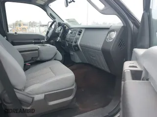 2013 Ford Super Duty F-250 SRW XL with VIN 1FT7W2AT2DEA59223, listed as a IAAI auction lot 41698939 with 189,972 mi miles. Bid and sale history available at carsss.com. Image 5.