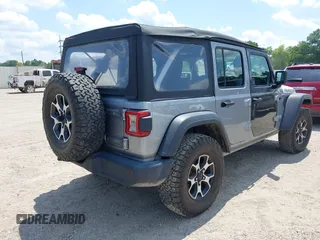 2020 Jeep Wrangler Unlimited Sport with VIN 1C4HJXDN6LW181802, listed as a IAAI auction lot 42402956 with 65,053 mi miles and . Bid and sale history available at DreamBid. Image 4.