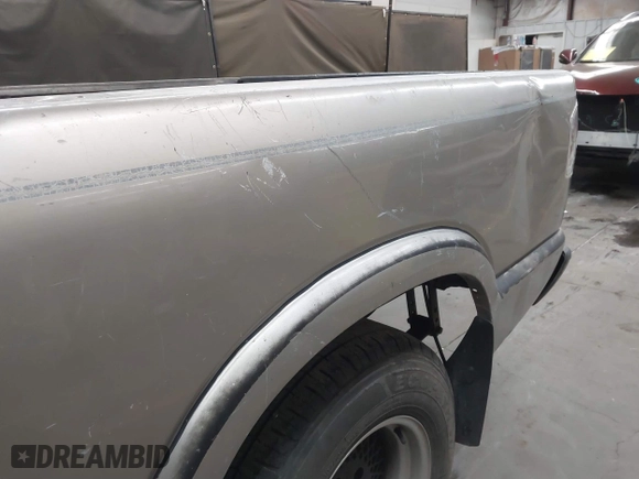 1998 Chevrolet S-10 with VIN 1GCCS1443WK261095, listed as a IAAI auction lot 41684723 with 217,003 mi miles. Bid and sale history available at carsss.com. Image 6.
