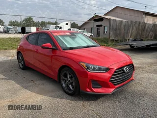 2019 Hyundai Veloster 2.0 Premium with VIN KMHTG6AF8KU017568, listed as a Copart auction lot 49526475 with 77,461 mi miles and Clean Title. Bid and sale history available at carsss.com. Image 1.