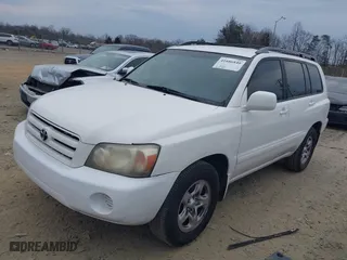 2006 Toyota Highlander with VIN JTEGP21A060105154, listed as a IAAI auction lot 41686840 with 245,420 mi miles. Bid and sale history available at carsss.com. Image 2.