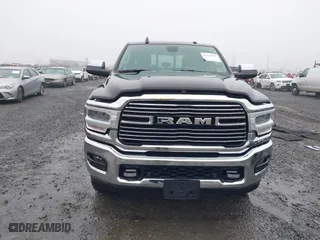 2022 Ram 2500 Laramie with VIN 3C6UR5FL0NG229195, listed as a IAAI auction lot 41254932 with 8,368 mi miles. Bid and sale history available at carsss.com. Image 13.