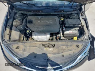 2015 Chrysler 200 Limited with VIN 1C3CCCAB0FN680374, listed as a Copart auction lot 60542615 with 241,857 mi miles and Salvage title. Bid and sale history available at DreamBid. Image 11.