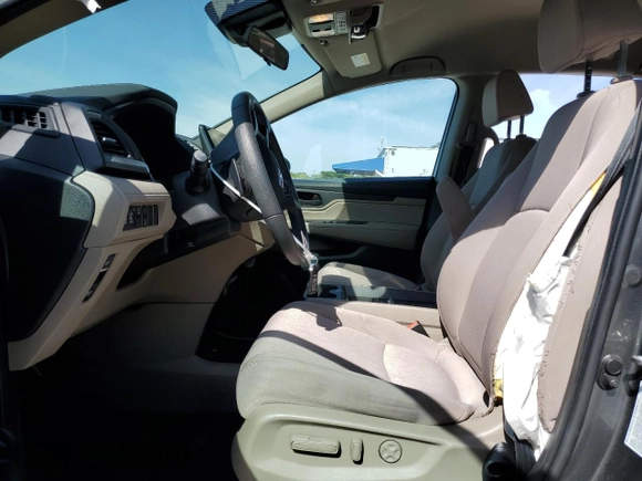 2019 Honda Odyssey EX with VIN 5FNRL6H58KB052482, listed as a Copart auction lot 42491615 with 57,229 mi miles and Salvage Title. Bid and sale history available at carsss.com. Image 7.