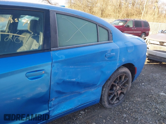 2018 Dodge Charger GT with VIN 2C3CDXJG9JH291752, listed as a IAAI auction lot 41852957 with 167,179 mi miles. Bid and sale history available at carsss.com. Image 18.