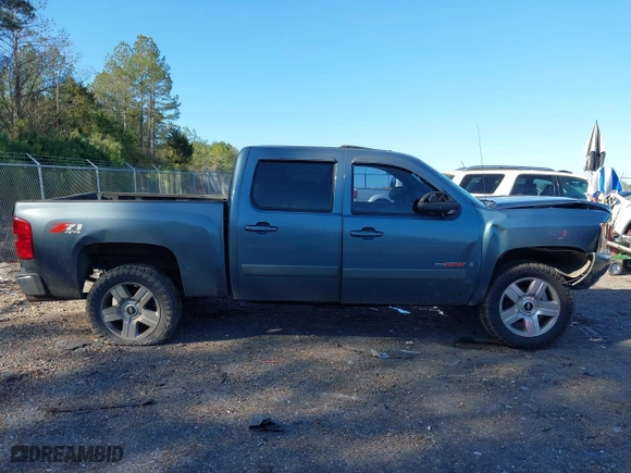 2008 Chevrolet Silverado 1500 LTZ with VIN 3GCEK13Y18G149385, listed as a IAAI auction lot 41223162 with 290,166 mi miles. Bid and sale history available at carsss.com. Image 13.