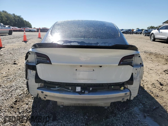 2021 Tesla Model 3 Standard Range Plus z VIN 5YJ3E1EA2MF098140, wystawiony jako Copart lot #73658044 z przebiegiem 118 452 mil mil oraz Szkoda całkowita • Salvage title. Historia ofert i sprzedaży dostępna na DreamBid. Obrazek 6.