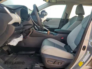 2024 Toyota RAV4 XLE Premium with VIN 2T3C1RFV2RC286896, listed as a Copart auction lot 64267695 with 18,872 mi miles and Salvage title. Bid and sale history available at DreamBid. Image 7.