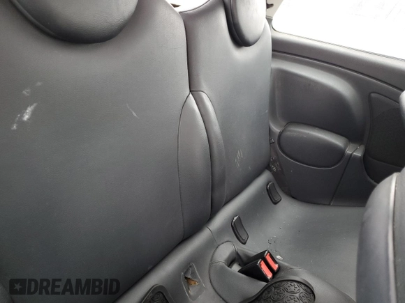 2003 MINI Hardtop с VIN WMWRC33403TE15093, выставлен на аукционе Copart как лот 44246425 с пробегом 144 086 миль миль и Чистый • Clean title. История ставок и продаж доступна на DreamBid. Изображение 10.