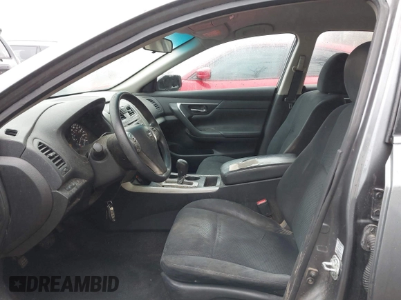 2015 Nissan Altima 2.5 S with VIN 1N4AL3APXFN892087, listed as a IAAI auction lot 41767607 with 140,750 mi miles. Bid and sale history available at carsss.com. Image 5.
