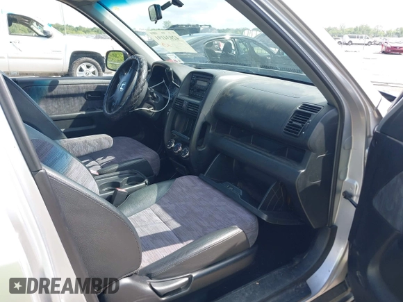 2003 Honda CR-V LX z VIN JHLRD68493C008030, wystawiony jako IAAI lot #42034191 z przebiegiem 290 596 mil mil oraz . Historia ofert i sprzedaży dostępna na DreamBid. Obrazek 5.