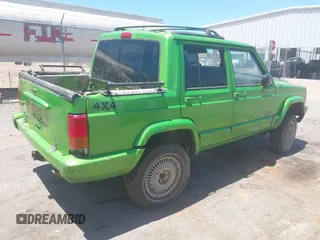 1999 Jeep Cherokee Sport with VIN 1J4FF68S1XL651707, listed as a IAAI auction lot 42325089 with Not provided miles and . Bid and sale history available at DreamBid. Image 4.