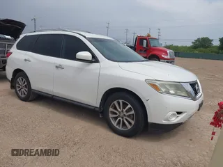 2014 Nissan Pathfinder SL with VIN 5N1AR2MN6EC685974, listed as a IAAI auction lot 42236096 with 185,204 mi miles and . Bid and sale history available at DreamBid. Image 1.