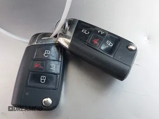 2015 Volkswagen GTI SE z VIN 3VW447AU2FM057089, wystawiony jako IAAI lot #42519274 z przebiegiem 213 067 mil mil oraz . Historia ofert i sprzedaży dostępna na DreamBid. Obrazek 11.