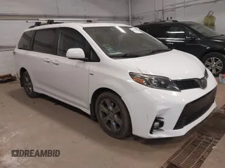 2019 Toyota Sienna SE с VIN 5TDEZ3DC4KS217360, выставлен на аукционе IAAI как лот 41840454 с пробегом 123 129 миль миль и . История ставок и продаж доступна на DreamBid. Изображение 1.