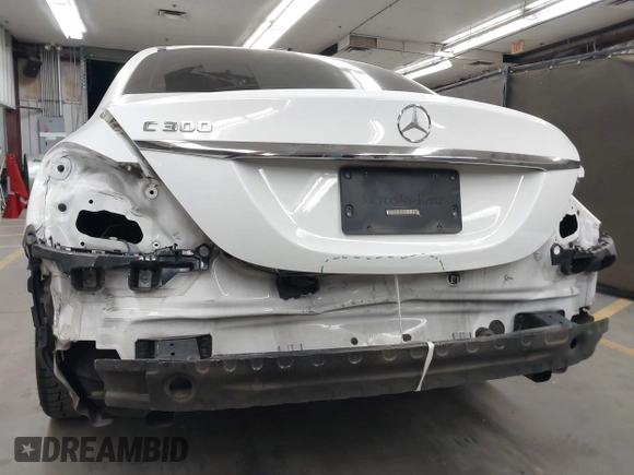 2017 Mercedes-Benz C 300 with VIN 55SWF4JB6HU221016, listed as a IAAI auction lot 42725326 with 113,432 mi miles and . Bid and sale history available at DreamBid. Image 6.