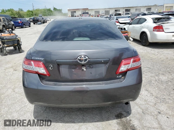 2011 Toyota Camry LE z VIN 4T4BF3EK9BR180367, wystawiony jako Copart lot #57410615 z przebiegiem 226 183 mil mil oraz Szkoda całkowita • Salvage title. Historia ofert i sprzedaży dostępna na DreamBid. Obrazek 6.