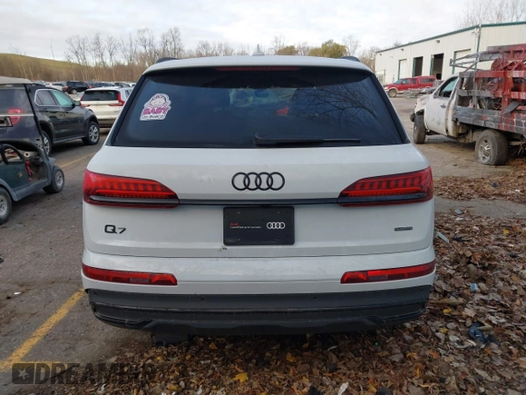 2022 Audi Q7 Premium Plus with VIN WA1LXBF75ND017721, listed as a IAAI auction lot 40819509 with 33,234 mi miles and . Bid and sale history available at DreamBid. Image 17.