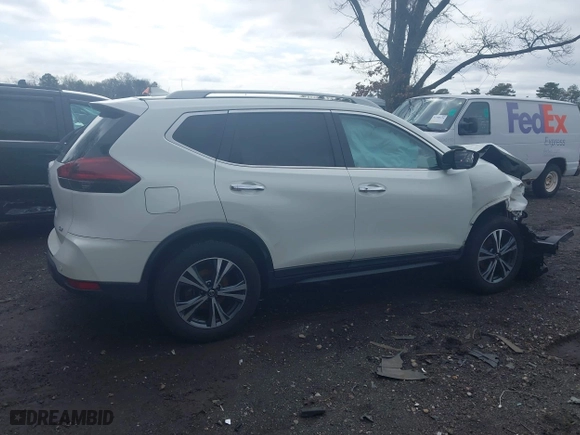 2019 Nissan Rogue SL with VIN 5N1AT2MT8KC817404, listed as a IAAI auction lot 41735617 with 50,940 mi miles. Bid and sale history available at carsss.com. Image 13.