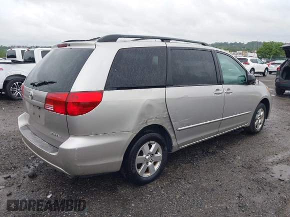 2005 Toyota Sienna CE z VIN 5TDZA23CX5S333767, wystawiony jako IAAI lot #42258278 z przebiegiem 154 299 mil mil oraz . Historia ofert i sprzedaży dostępna na DreamBid. Obrazek 4.