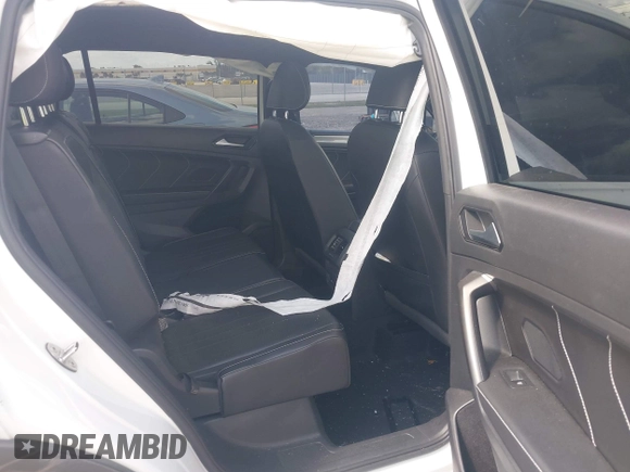 2022 Volkswagen Tiguan SE R-Line Black with VIN 3VVCB7AX5NM040222, listed as a IAAI auction lot 42073998 with 36,225 mi miles and . Bid and sale history available at DreamBid. Image 8.