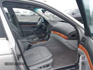 2001 BMW 5 Series 530iA with VIN WBADT63431CF04598, listed as a IAAI auction lot 41449729 with 1 mi miles. Bid and sale history available at carsss.com. Image 5.