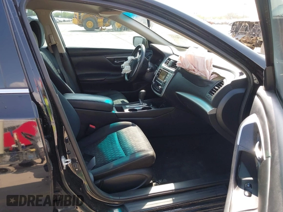 2017 Nissan Altima SV with VIN 1N4AL3AP4HC171083, listed as a IAAI auction lot 41919777 with 95,552 mi miles and . Bid and sale history available at DreamBid. Image 5.