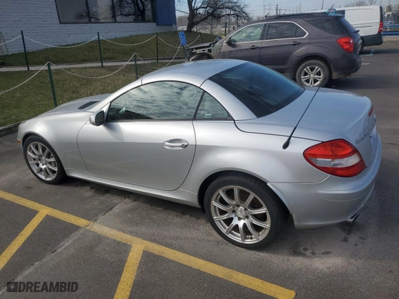 2005 Mercedes-Benz SLK-Class with VIN WDBWK56F35F040539, listed as a Copart auction lot 52691635 with 72,074 mi miles and Clean Title. Bid and sale history available at carsss.com. Image 2.