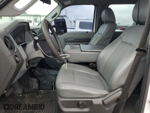 2015 Ford F-350 Platinum z VIN 1FT8W3B67FEB50834, wystawiony jako Copart lot #60843915 z przebiegiem 87 385 mil mil oraz Czysty tytuł • Clean title. Historia ofert i sprzedaży dostępna na DreamBid. Obrazek 7.