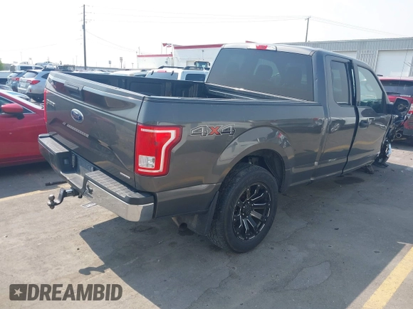 2016 Ford F-150 XLT with VIN 1FTEX1E80GKD98282, listed as a IAAI auction lot 40317900 with 159,605 mi miles. Bid and sale history available at carsss.com. Image 4.