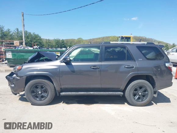 2019 Toyota 4Runner SR5 с VIN JTEBU5JR0K5664825, выставлен на аукционе IAAI как лот 42104780 с пробегом 64 209 миль миль и . История ставок и продаж доступна на DreamBid. Изображение 15.