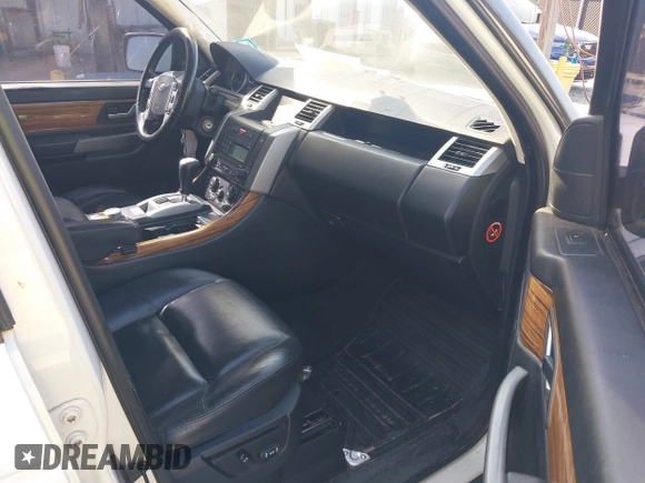 2008 Land Rover Range Rover Sport HSE with VIN SALSK25498A126852, listed as a IAAI auction lot 42154847 with 168,604 mi miles. Bid and sale history available at carsss.com. Image 5.