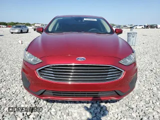 2019 Ford Fusion SE with VIN 3FA6P0LUXKR225376, listed as a Copart auction lot 53430445 with 133,512 mi miles and Non Repairable. Bid and sale history available at carsss.com. Image 5.