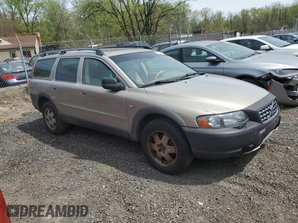 2004 Volvo V70 XC70 with VIN YV1SZ59H641169454, listed as a Copart auction lot 53650635 with 0 mi miles and Salvage Title. Bid and sale history available at carsss.com. Image 4.