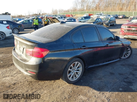 2018 BMW 3 Series 320i xDrive with VIN WBA8E5G57JNU47770, listed as a IAAI auction lot 41409122 with 62,198 mi miles. Bid and sale history available at carsss.com. Image 4.