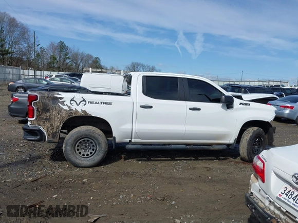 2021 Chevrolet Silverado 1500 Custom Trail Boss with VIN 3GCPYCEF5MG400692, listed as a IAAI auction lot 41560619 with 101,962 mi miles and . Bid and sale history available at DreamBid. Image 14.