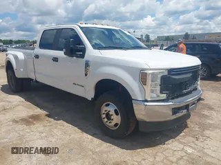 2017 Ford F-350 Lariat z VIN 1FT8W3DT7HEF47398, wystawiony jako IAAI lot #42211536 z przebiegiem 170 129 mil mil oraz . Historia ofert i sprzedaży dostępna na DreamBid. Obrazek 1.