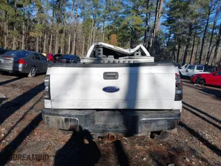 2015 Ford Super Duty F-250 SRW XLT with VIN 1FT7X2BT2FED37097, listed as a IAAI auction lot 41084977 with 224,317 mi miles. Bid and sale history available at carsss.com. Image 17.